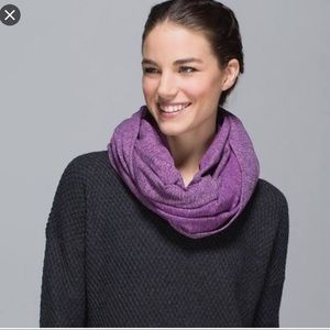 Lululemon Vinyasa Scarf